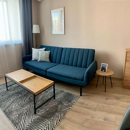 شقة Comfy & Stylish فارنا المظهر الخارجي الصورة